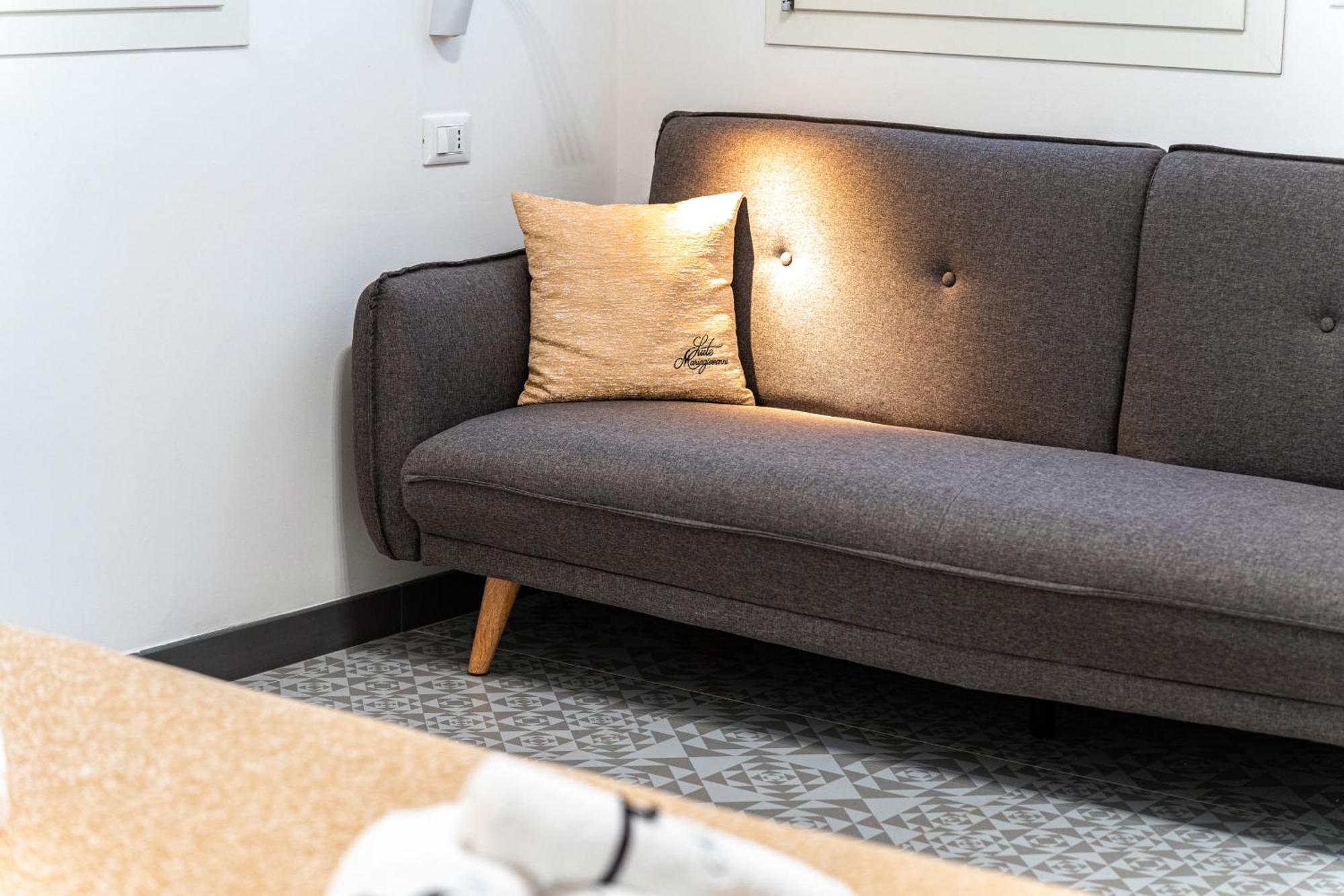 Suite Mariagiovanni Lecce Bagian luar foto